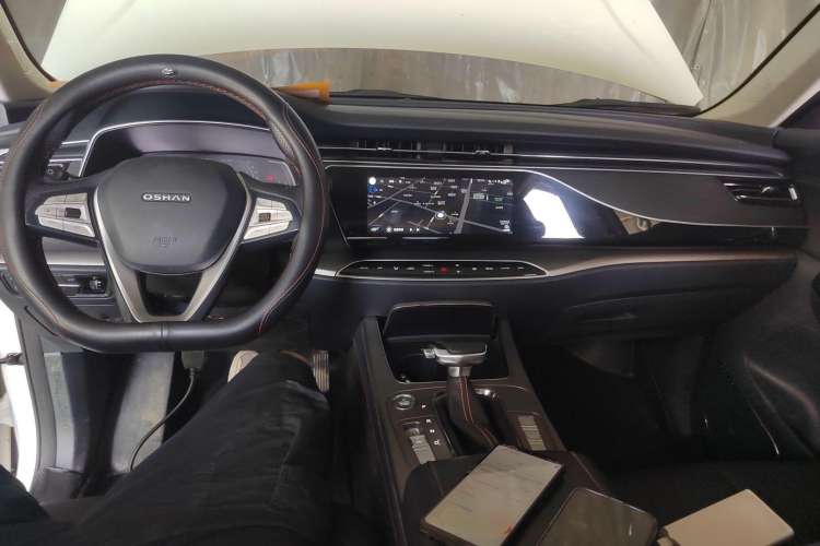 Used CHANGAN OSHAN X7 2020 1.5T Automatic Flagship Edition Center Console