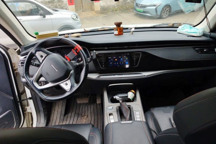 Used CHANGAN OSHAN X7 2020 1.5T Automatic Luxury Version Center Console