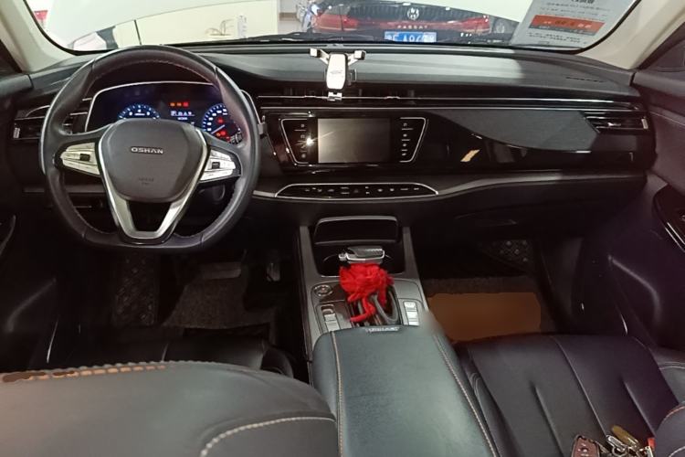 Used CHANGAN OSHAN X7 2020 1.5T Automatic Luxury Version Center Console