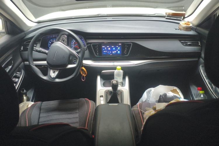 Used CHANGAN OSHAN X7 2020 1.5T Manual Elite Edition Center Console