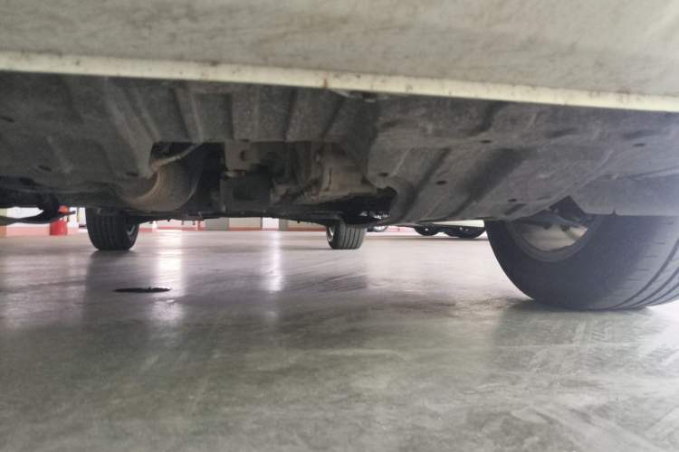 Used CHANGAN OSHAN X7 2020 1.5T Automatic Elite Edition Chassis Front Left