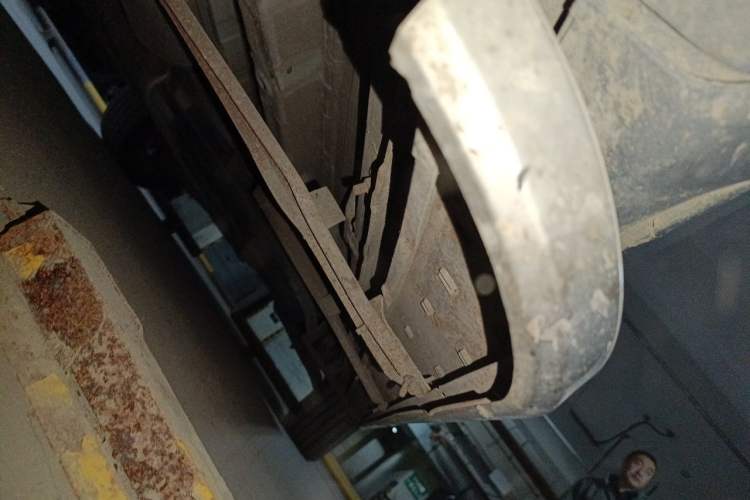 Used CHANGAN OSHAN X7 2020 1.5T Automatic Flagship Edition Chassis Front Left