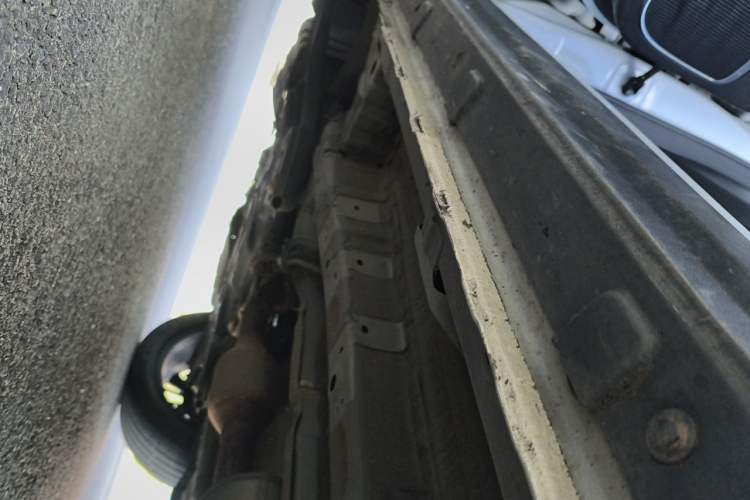 Used CHANGAN OSHAN X7 2020 1.5T Automatic Prestige Edition Chassis Front Left