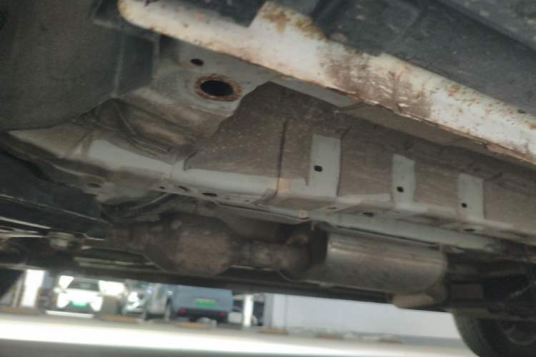 Used CHANGAN OSHAN X7 2020 1.5T Manual Elite Edition Chassis Front Left