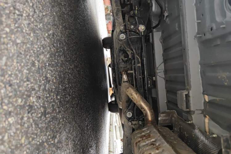 Used CHANGAN OSHAN X7 2020 1.5T Manual Luxury Version Chassis Front Left