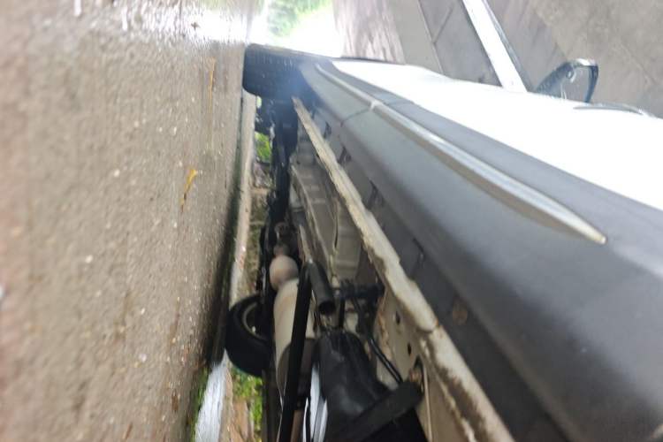 Used CHANGAN OSHAN X7 2020 1.5T Manual Elite Edition Chassis Front Right