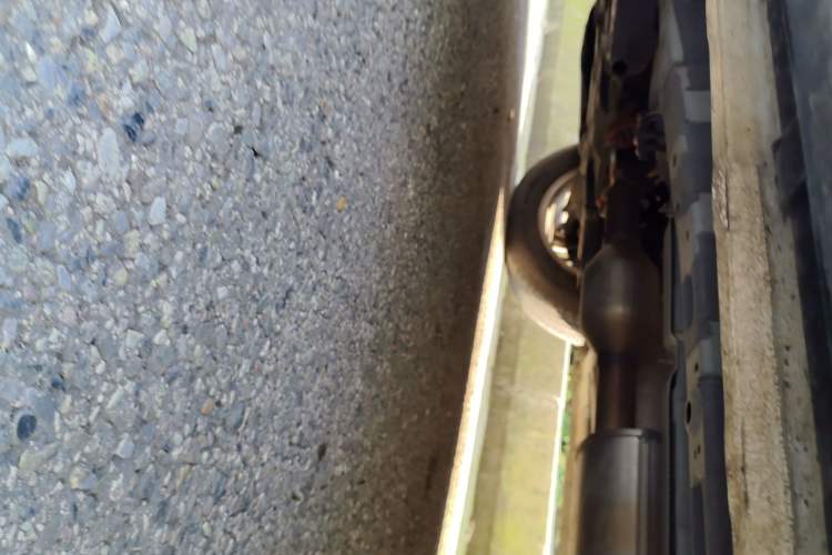 Used CHANGAN OSHAN X7 2020 1.5T Automatic Elite Edition Chassis Front Right