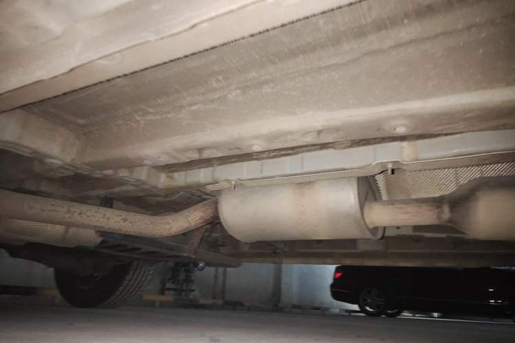 Used CHANGAN OSHAN X7 2020 1.5T Automatic Luxury Version Chassis Front Right