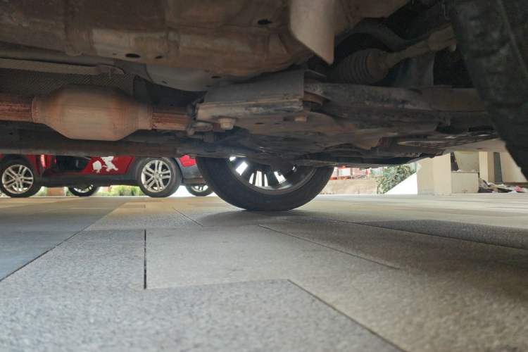 Used CHANGAN OSHAN X7 2020 1.5T Automatic Prestige Edition Chassis Front Right
