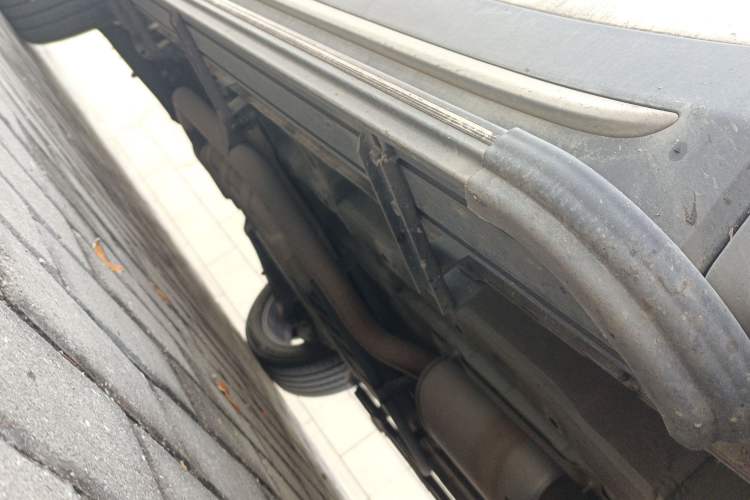 Used CHANGAN OSHAN X7 2020 1.5T Automatic Luxury Version Chassis Front Right