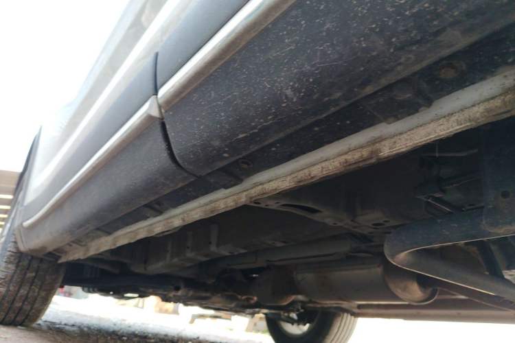 Used CHANGAN OSHAN X7 2020 1.5T Manual Luxury Version Chassis Rear Left