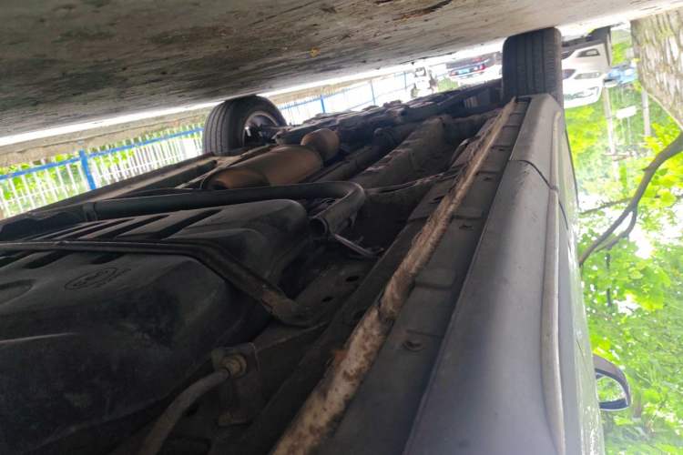 Used CHANGAN OSHAN X7 2020 1.5T Automatic Elite Edition Chassis Rear Left