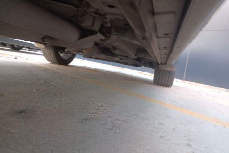 Used CHANGAN OSHAN X7 2020 1.5T Automatic Luxury Version Chassis Rear Right