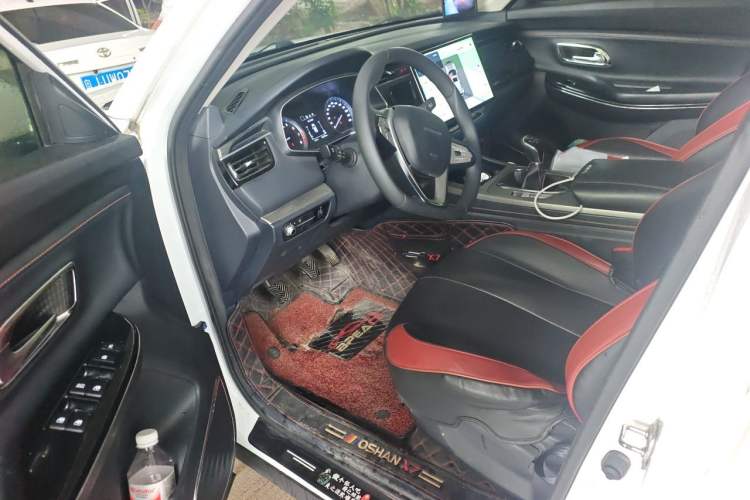 Used CHANGAN OSHAN X7 2020 1.5T Manual Elite Edition Driver Seat