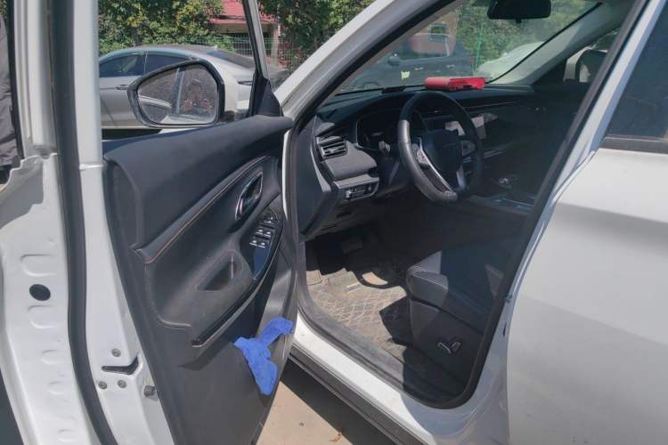Used CHANGAN OSHAN X7 2020 1.5T Automatic Prestige Edition Driver Seat