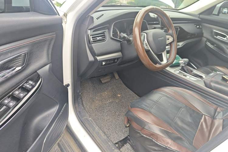 Used CHANGAN OSHAN X7 2020 1.5T Automatic Luxury Version Driver Seat