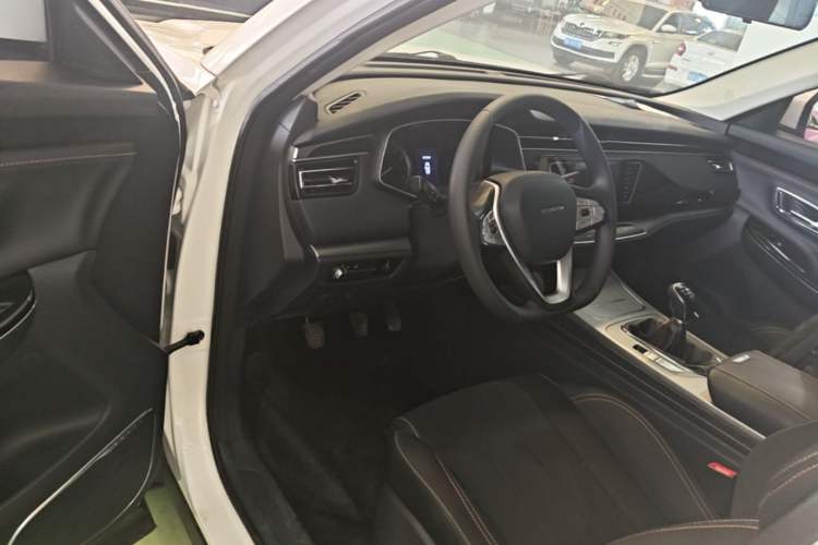 Used CHANGAN OSHAN X7 2020 1.5T Manual Elite Edition Driver Seat