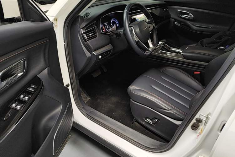Used CHANGAN OSHAN X7 2020 1.5T Automatic Luxury Model Driver Seat