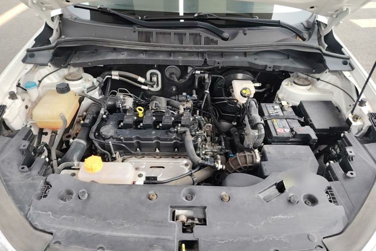 Used CHANGAN OSHAN X7 2020 1.5T Manual Elite Edition Engine Bay