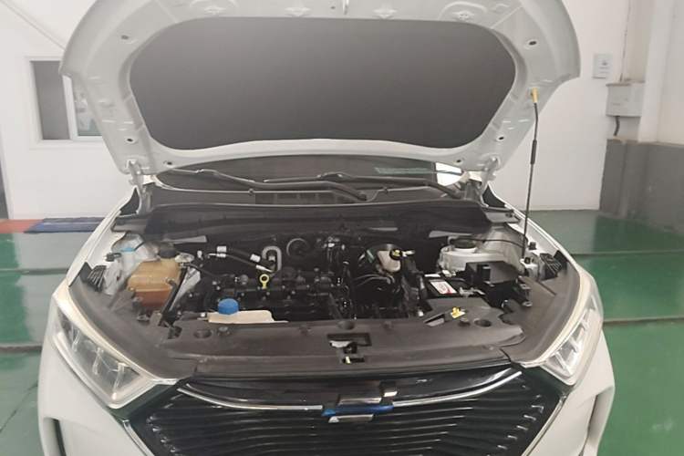 Used CHANGAN OSHAN X7 2020 1.5T Automatic Elite Edition Engine Bay
