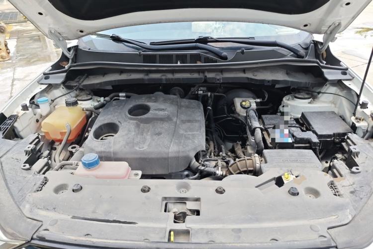 Used CHANGAN OSHAN X7 2020 1.5T Manual Luxury Version Engine Bay