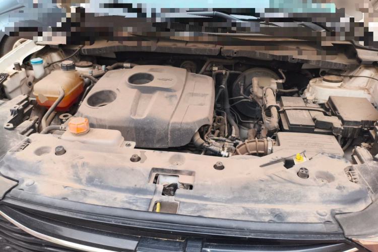 Used CHANGAN OSHAN X7 2020 1.5T Manual Luxury Version Engine Bay