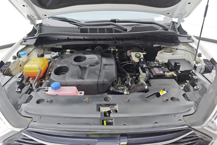 Used CHANGAN OSHAN X7 2020 1.5T Automatic Luxury Model Engine Bay