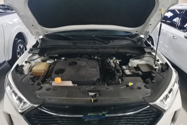 Used CHANGAN OSHAN X7 2020 1.5T Automatic Luxury Version Engine Bay