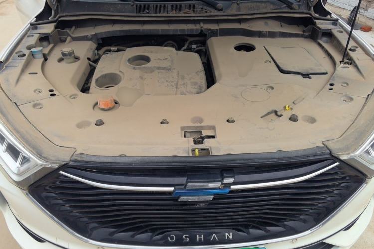 Used CHANGAN OSHAN X7 2020 1.5T Automatic Parking with Facial Recognition – Spacey & Carefree Edition Engine Bay