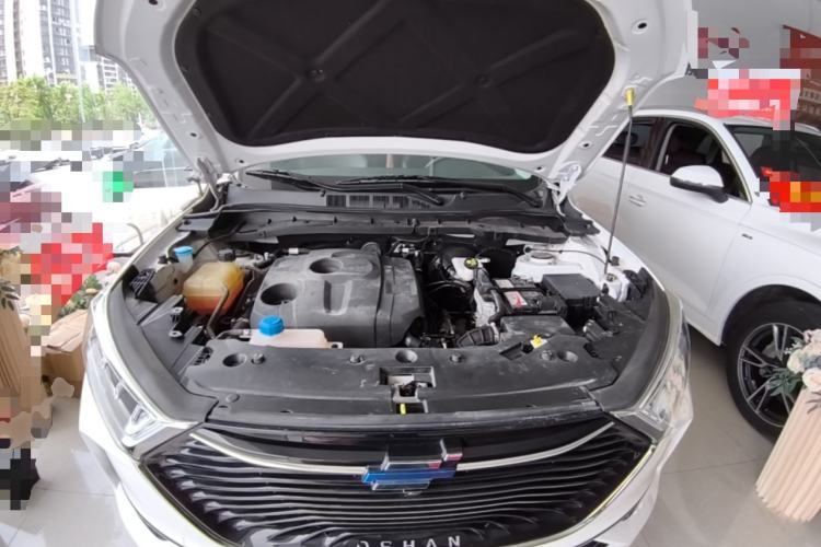Used CHANGAN OSHAN X7 2020 1.5T Automatic Luxury Version Engine Bay