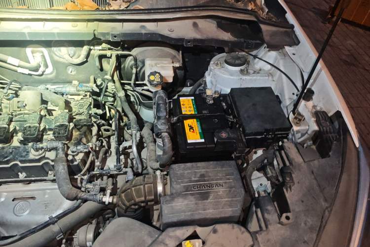 Used CHANGAN OSHAN X7 2020 1.5T Automatic Elite Edition Engine Bay Left