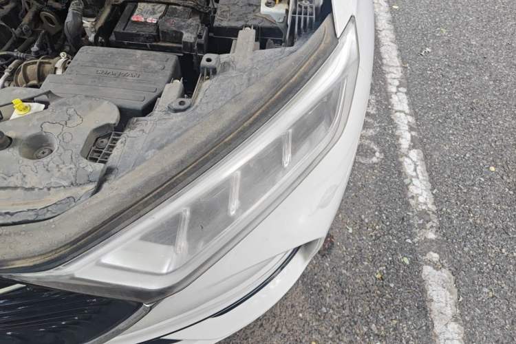 Used CHANGAN OSHAN X7 2020 1.5T Manual Elite Edition Engine Bay Left