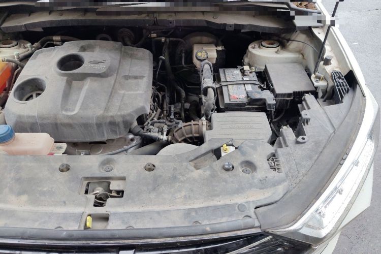 Used CHANGAN OSHAN X7 2020 1.5T Automatic Luxury Version Engine Bay Left