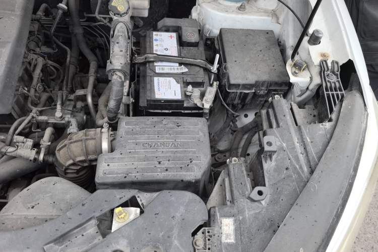 Used CHANGAN OSHAN X7 2020 1.5T Automatic Luxury Version Engine Bay Left