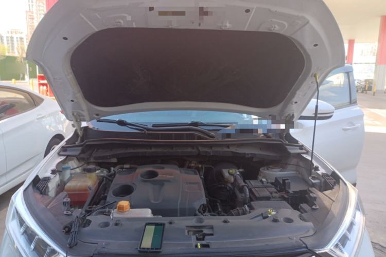 Used CHANGAN OSHAN X7 2020 1.5T Automatic Luxury Version Engine Bay