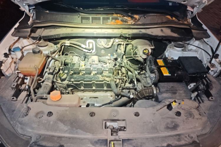 Used CHANGAN OSHAN X7 2020 1.5T Automatic Elite Edition Engine Bay