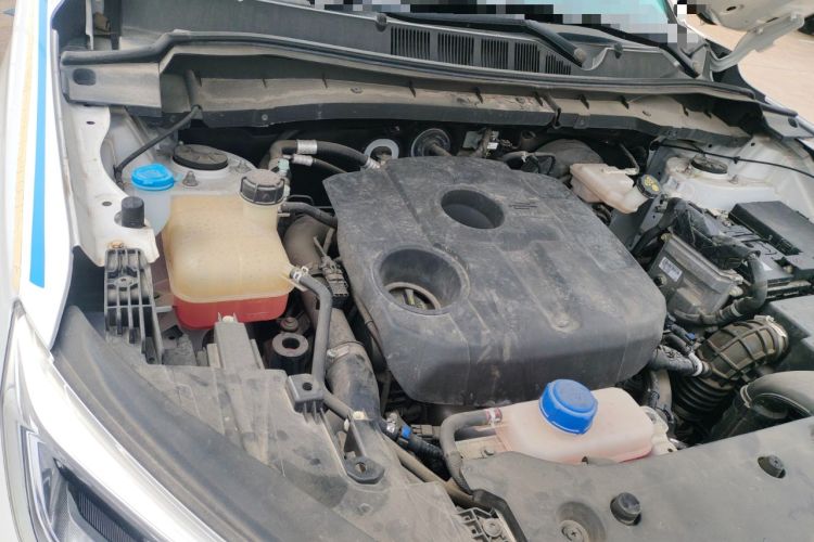 Used CHANGAN OSHAN X7 2020 1.5T Automatic Luxury Model Engine Bay Right