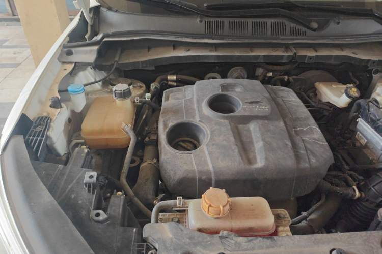 Used CHANGAN OSHAN X7 2020 1.5T Automatic Prestige Edition Engine Bay Right
