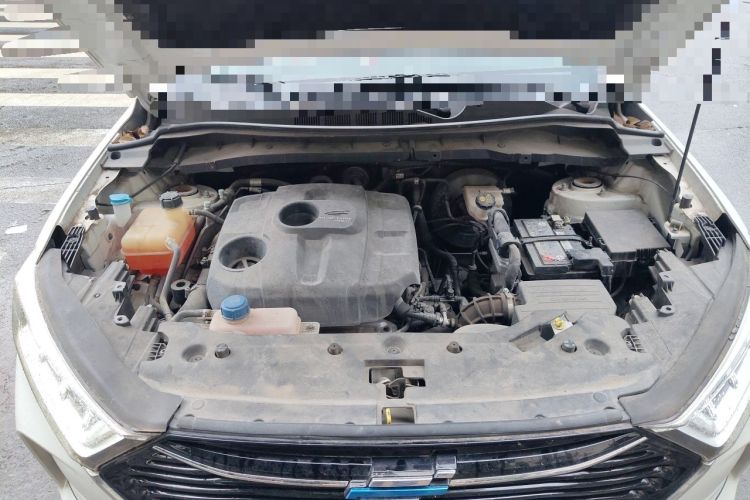 Used CHANGAN OSHAN X7 2020 1.5T Automatic Luxury Version Engine Bay