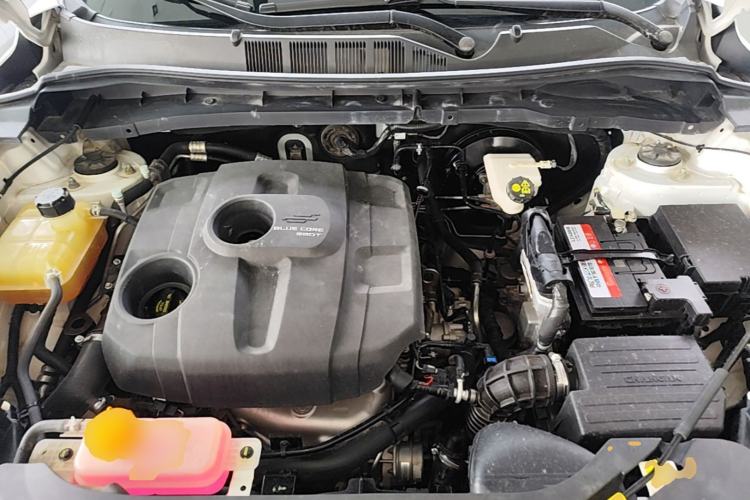 Used CHANGAN OSHAN X7 2020 1.5T Automatic Luxury Version Engine Bay