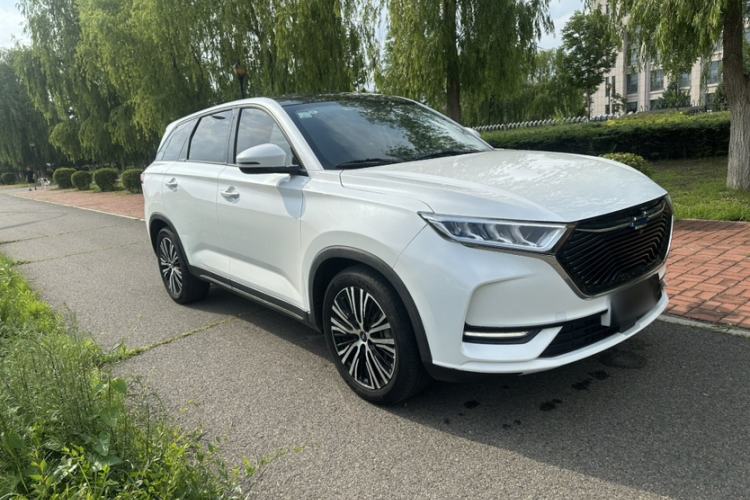 Used CHANGAN OSHAN X7 2020 1.5T Automatic Luxury Version Exterior 2