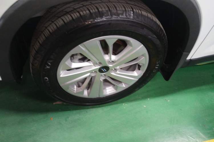 Used CHANGAN OSHAN X7 2020 1.5T Manual Luxury Version Exterior 2