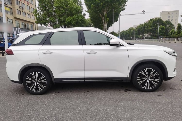 Used CHANGAN OSHAN X7 2020 1.5T Automatic Luxury Version Exterior 4