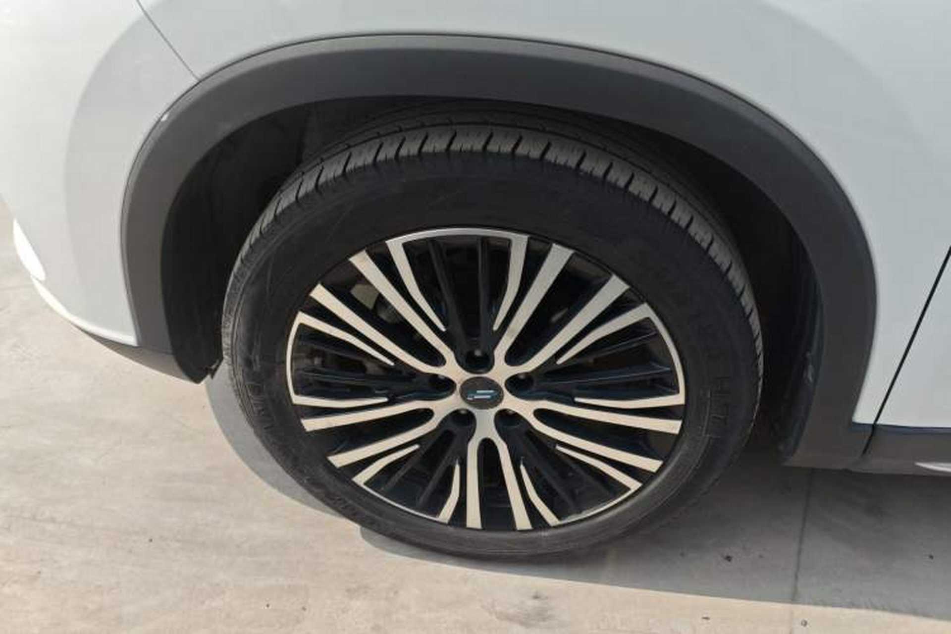 Used CHANGAN OSHAN X7 2020 1.5T Automatic Luxury Version Exterior 4