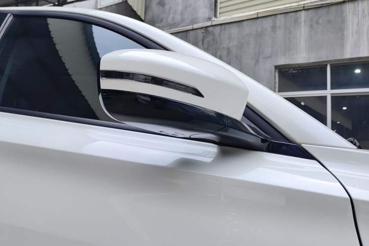 Used CHANGAN OSHAN X7 2020 1.5T Automatic Luxury Version Exterior 6