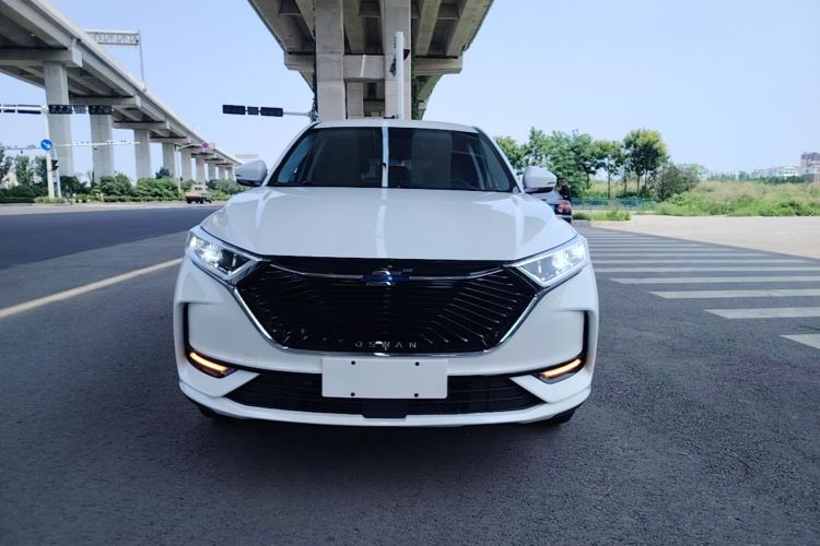 Used CHANGAN OSHAN X7 2020 1.5T Manual Elite Edition Front