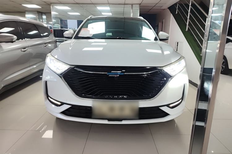 Used CHANGAN OSHAN X7 2020 1.5T Automatic Luxury Version Front