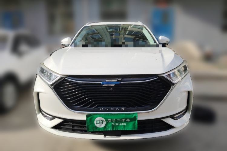 Used CHANGAN OSHAN X7 2020 1.5T Automatic Luxury Model Front