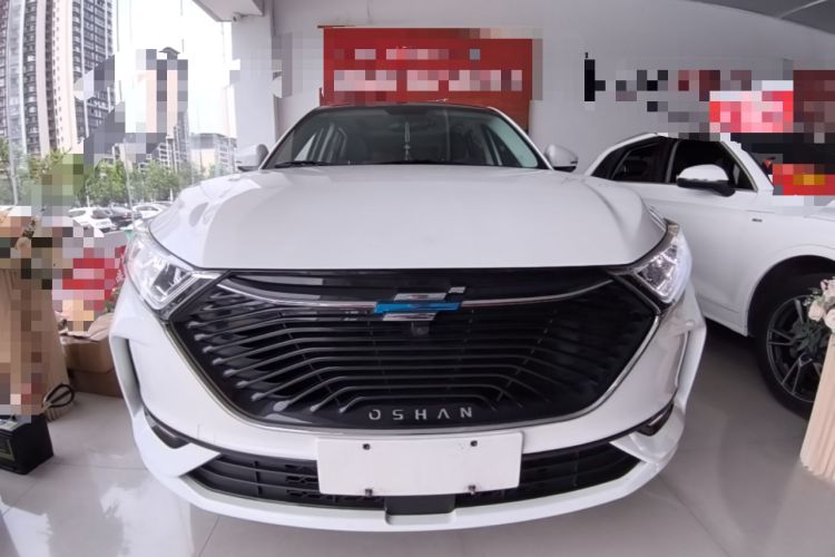 Used CHANGAN OSHAN X7 2020 1.5T Automatic Luxury Version Front