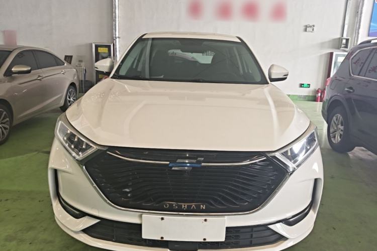 Used CHANGAN OSHAN X7 2020 1.5T Manual Elite Edition Front